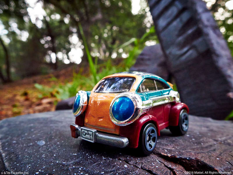 Illustration for article titled Hot Wheels Rolls Out Four New Character Cars, But Wonder Woman Steals the Show